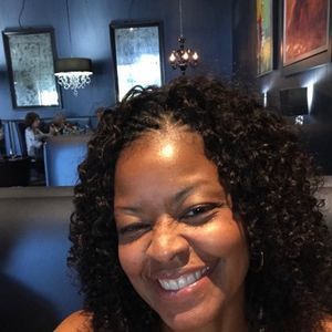 Meet your Posher, Lenore